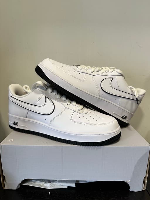 Nike Air Force 1 '07 'Black Accents' (2023)