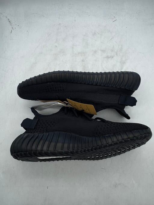 Yeezy Boost 350 V2 'Onyx'