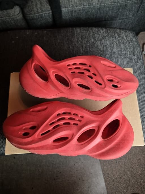 Yeezy Foam Runner 'Vermilion' (2021)