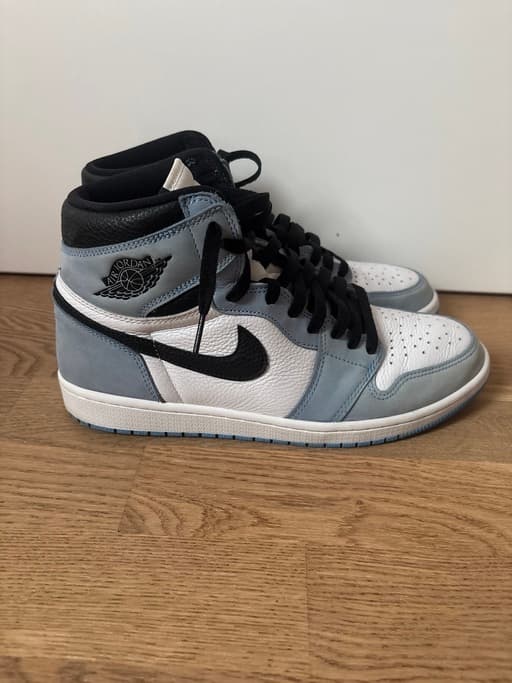 Air Jordan 1 Retro High 'White University Blue' (2021)