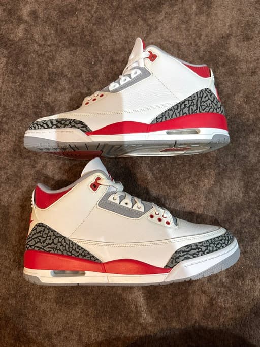 Air Jordan 3 OG 'Fire Red' (2022)