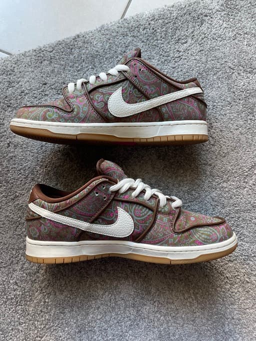 Nike SB Dunk Low 'Paisley Burgundy' (2022)