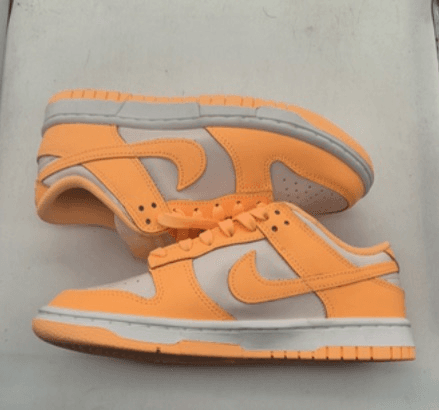 Nike Dunk Low WMNS 'Peach Cream White' (2022)