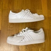 Adidas x Jeremy Scott Superstar Wings Used
