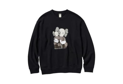 Kaws x Uniqlo UT GRAPHIC Sweatshirt Black (FW23)