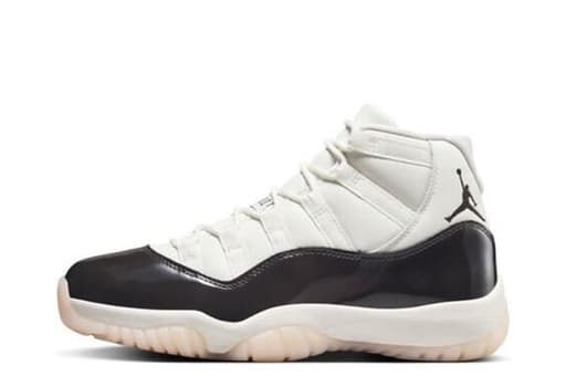 Air Jordan 11 WMNS 'Neapolitan' (2023)