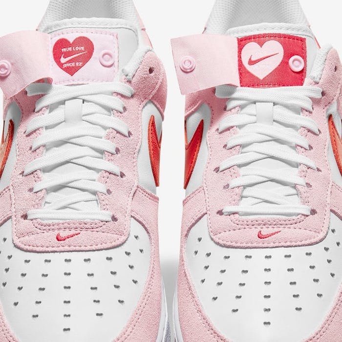 Nike Air Force 1 Día de San Valentín 2
