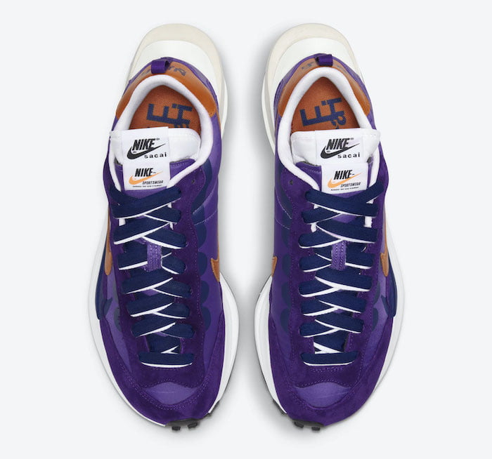 Sacai x Nike Vaporwaffle Dark Iris 5